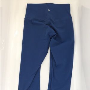 Lululemon Wunder Under Pant Capri Size 6